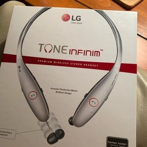 Wireless headphones